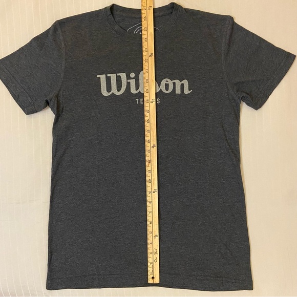 Wilson Sporting Goods Co Tennis t-shirt sz M 🎾👟🏓 - Picture 2 of 8